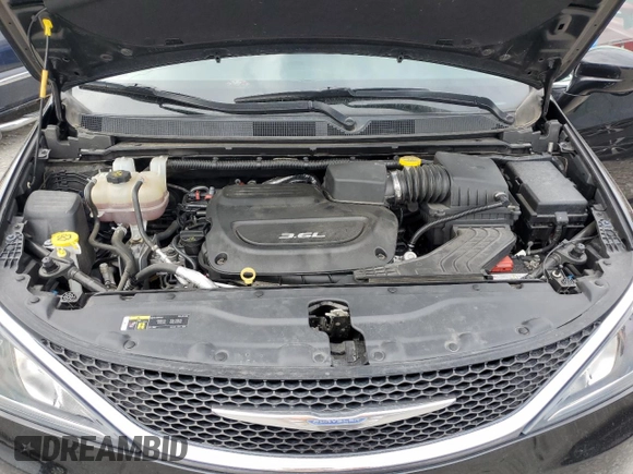2018 Chrysler Pacifica Touring L Plus z VIN 2C4RC1EG0JR130216, wystawiony jako Copart lot #50778905 z przebiegiem 96 130 mil mil oraz Szkoda całkowita • Salvage title. Historia ofert i sprzedaży dostępna na DreamBid. Obrazek 12.