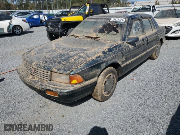 1993 Plymouth Acclaim z VIN 1P3XA4634PF673210, wystawiony jako Copart lot #75919254 z przebiegiem 186 440 mil mil oraz Szkoda całkowita • Salvage title. Historia ofert i sprzedaży dostępna na DreamBid. Obrazek 1.