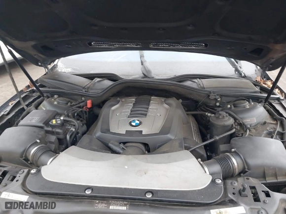 2008 BMW 7 Series 750Li with VIN WBAHN83548DT82691, listed as a IAAI auction lot 41461621 with 161,224 mi miles. Bid and sale history available at carsss.com. Image 10.