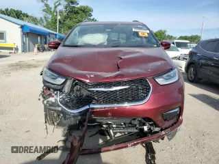 2021 Chrysler Pacifica Touring L z VIN 2C4RC1BG2MR553176, wystawiony jako Copart lot #56999555 z przebiegiem 53 758 mil mil oraz Szkoda całkowita • Salvage title. Historia ofert i sprzedaży dostępna na DreamBid. Obrazek 5.