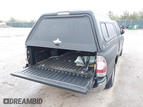2009 Toyota Tacoma with VIN 5TETX22N29Z593077, listed as a IAAI auction lot 41498957 with 70,702 mi miles and . Bid and sale history available at DreamBid. Image 4.