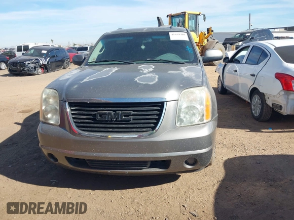 2007 GMC Yukon SLT with VIN 1GKFC13J67J111074, listed as a IAAI auction lot 41459309 with 212,753 mi miles. Bid and sale history available at carsss.com. Image 12.