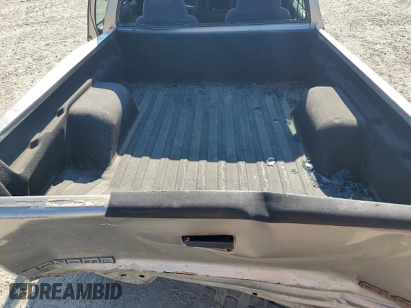 2001 GMC Sonoma SL with VIN 1GTCS14591K123515, listed as a Copart auction lot 67796064 with 313,545 mi miles and Salvage Title. Bid and sale history available at DreamBid. Image 10.