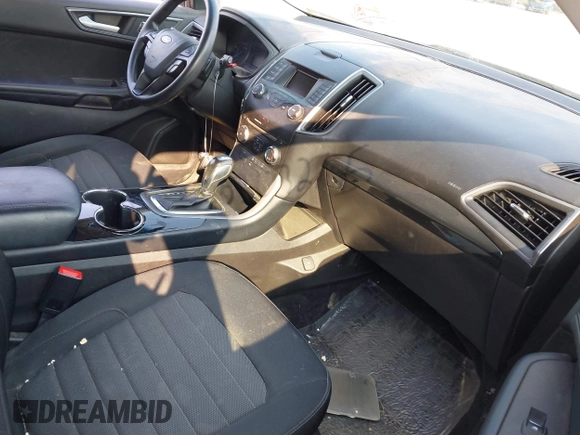2018 Ford Edge SE z VIN 2FMPK4G99JBB52794, wystawiony jako IAAI lot #40303215 z przebiegiem 68 793 mil mil oraz . Historia ofert i sprzedaży dostępna na DreamBid. Obrazek 5.