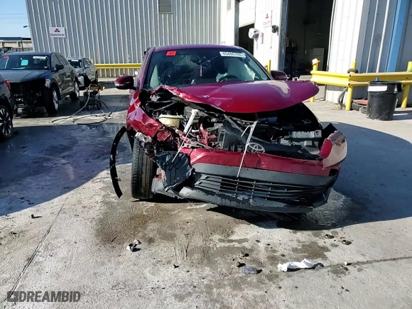 2018 Toyota C-HR XLE with VIN NMTKHMBX0JR018143, listed as a Copart auction lot 85480784 with 0 mi miles and Salvage Title. Bid and sale history available at carsss.com. Image 13.