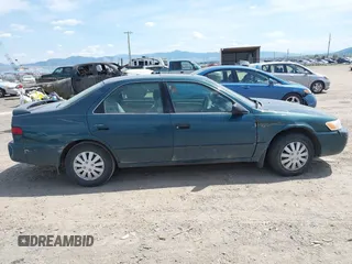 1998 Toyota Camry LE с VIN 4T1BG22KXWU363210, выставлен на аукционе IAAI как лот 42228383 с пробегом 232 933 миль миль и . История ставок и продаж доступна на DreamBid. Изображение 14.