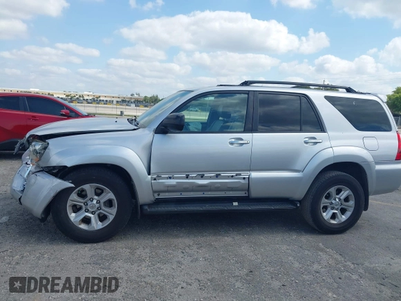 2006 Toyota 4Runner SR5 with VIN JTEZU14RX60064710, listed as a IAAI auction lot 42102738 with 252,216 mi miles and . Bid and sale history available at DreamBid. Image 15.