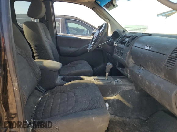 2008 Nissan Frontier SE z VIN 1N6AD06U08C406645, wystawiony jako Copart lot #85414604 z przebiegiem 177 813 mil mil oraz Czysty tytuł • Clean title. Historia ofert i sprzedaży dostępna na DreamBid. Obrazek 7.