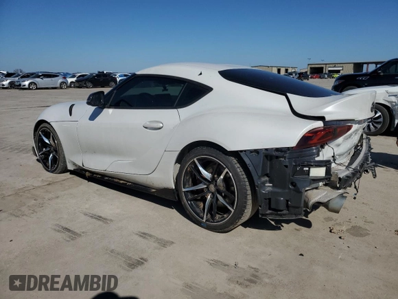 2021 Toyota GR Supra 3.0 with VIN WZ1DB0C00MW041840, listed as a Copart auction lot 43144635 with 6,213 mi miles and Salvage Title. Bid and sale history available at carsss.com. Image 2.