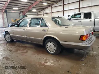 1986 Mercedes-Benz 420 with VIN WDBCA35D2GA246302, listed as a Copart auction lot 87239744 with 101,975 mi miles and Clean Title. Bid and sale history available at carsss.com. Image 2.