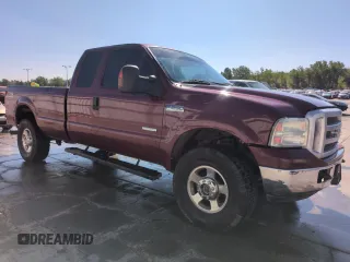 2005 Ford F-250 XL with VIN 1FTSX21P75EB10615, listed as a Copart auction lot 61637255 with 188,814 mi miles and Clean title. Bid and sale history available at DreamBid. Image 4.