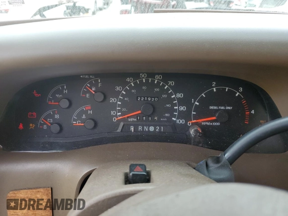 1999 Ford F-350 XL z VIN 1FTWW32F1XEA00890, wystawiony jako Copart lot #81316284 z przebiegiem 221 920 mil mil oraz Nie do naprawy • Non repairable. Historia ofert i sprzedaży dostępna na DreamBid. Obrazek 9.
