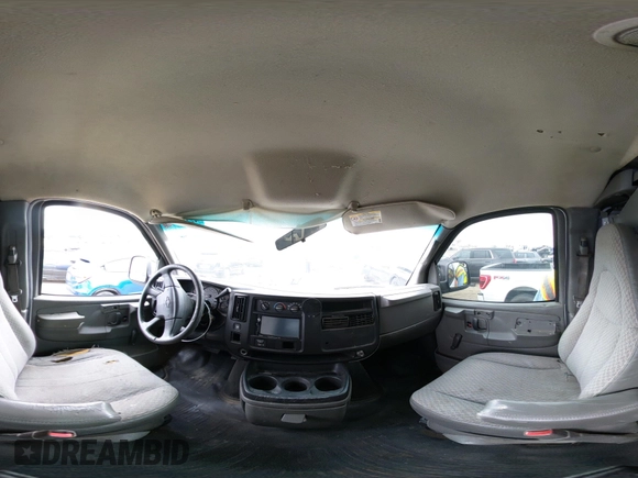 2007 Chevrolet Express Cargo Van with VIN 1GCGG25V471101377, listed as a IAAI auction lot 42105592 with 191,503 mi miles. Bid and sale history available at carsss.com. Image 18.