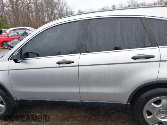 2009 Honda CR-V LX with VIN 5J6RE48399L059231, listed as a IAAI auction lot 41769482 with 120,822 mi miles. Bid and sale history available at carsss.com. Image 15.