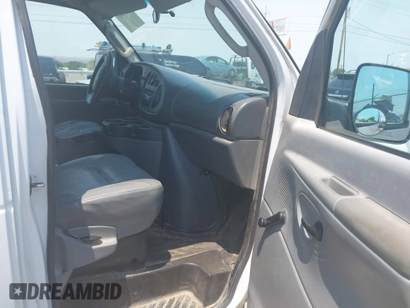 2007 Ford Econoline Passenger XL с VIN 1FBSS31L37DA02717, выставлен на аукционе IAAI как лот 42624237 с пробегом 422 811 миль миль и . История ставок и продаж доступна на DreamBid. Изображение 5.