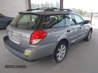 2008 Subaru Outback i z VIN 4S4BP61C887307253, wystawiony jako IAAI lot #42233533 z przebiegiem 116 651 mil mil oraz . Historia ofert i sprzedaży dostępna na DreamBid. Obrazek 4.