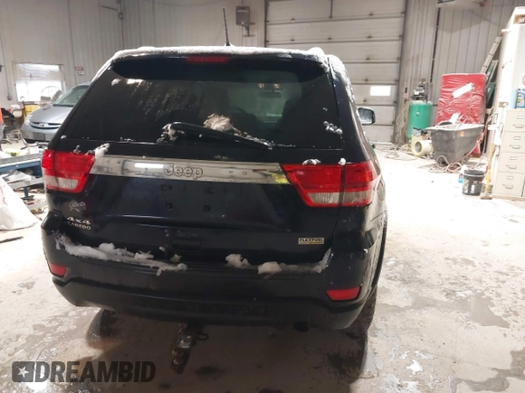 2011 Jeep Grand Cherokee Laredo with VIN 1J4RR4GG3BC640075, listed as a IAAI auction lot 41712754 with 190,199 mi miles. Bid and sale history available at carsss.com. Image 16.