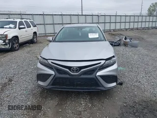 2023 Toyota Camry SE z VIN 4T1G11AK4PU724404, wystawiony jako IAAI lot #41925212 z przebiegiem 53 225 mil mil oraz . Historia ofert i sprzedaży dostępna na DreamBid. Obrazek 13.