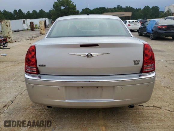 2008 Chrysler 300 C with VIN 2C3LK63H78H244347, listed as a Copart auction lot 71287504 with 201,210 mi miles and Salvage Title. Bid and sale history available at DreamBid. Image 6.