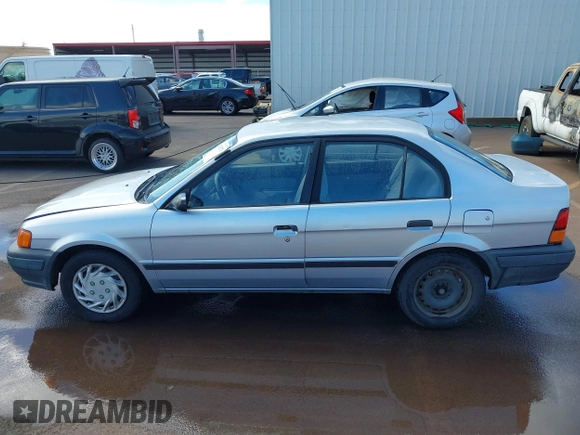 1997 Toyota Tercel DX z VIN JT2BC52L3V0242284, wystawiony jako IAAI lot #41736573 z przebiegiem 65 264 mil mil oraz . Historia ofert i sprzedaży dostępna na DreamBid. Obrazek 14.