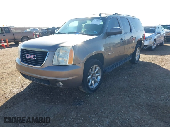 2012 GMC Yukon XL SLT with VIN 1GKS2KE73CR167820, listed as a IAAI auction lot 41462950 with 243,554 mi miles. Bid and sale history available at carsss.com. Image 17.