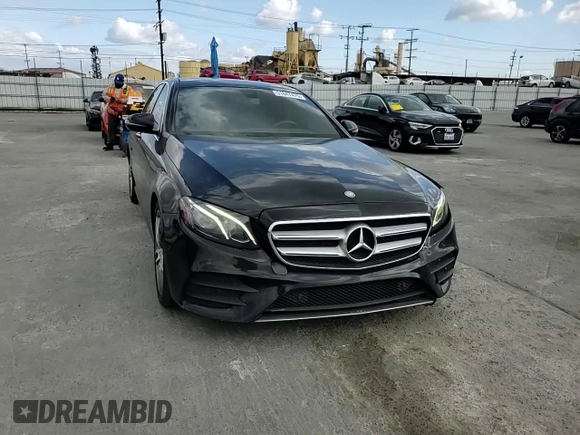 2017 Mercedes-Benz E 300 Luxury with VIN WDDZF4JB4HA191883, listed as a Copart auction lot 51847475 with 142,564 mi miles and Salvage title. Bid and sale history available at DreamBid. Image 10.