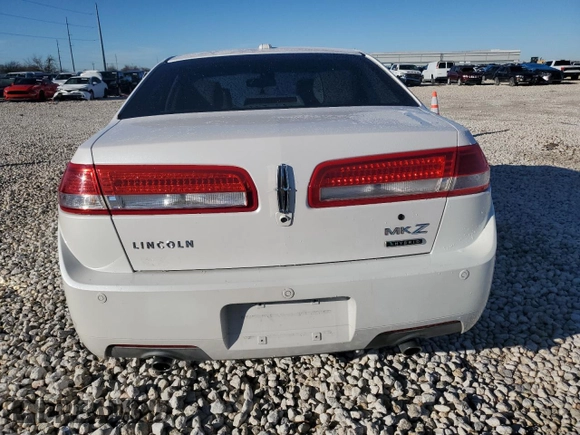 2011 Lincoln MKZ Hybrid with VIN 3LNDL2L31BR773410, listed as a Copart auction lot 88013355 with 145,563 mi miles and Salvage Title. Bid and sale history available at carsss.com. Image 6.
