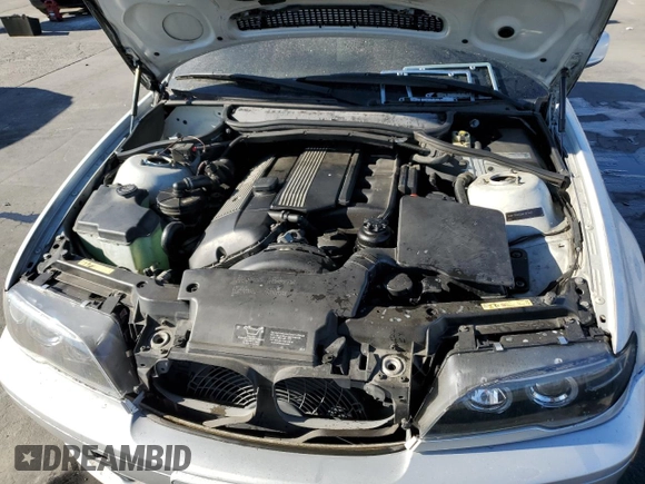 2005 BMW 3 Series 330Ci with VIN WBABW53485PL52340, listed as a Copart auction lot 70461414 with 123,269 mi miles and Salvage Title. Bid and sale history available at carsss.com. Image 12.