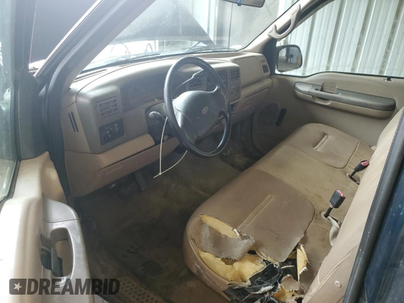 1999 Ford F-250 XL z VIN 1FTNF20L9XEE52553, wystawiony jako Copart lot #56112035 z przebiegiem 114 086 mil mil oraz Czysty tytuł • Clean title. Historia ofert i sprzedaży dostępna na DreamBid. Obrazek 8.