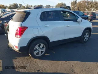 2018 Chevrolet Trax LT with VIN KL7CJPSB3JB632236, listed as a IAAI auction lot 41378639 with 92,065 mi miles. Bid and sale history available at carsss.com. Image 4.