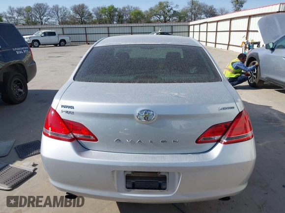 2007 Toyota Avalon XL with VIN 4T1BK36B97U179702, listed as a IAAI auction lot 41803073 with 162,376 mi miles. Bid and sale history available at carsss.com. Image 17.