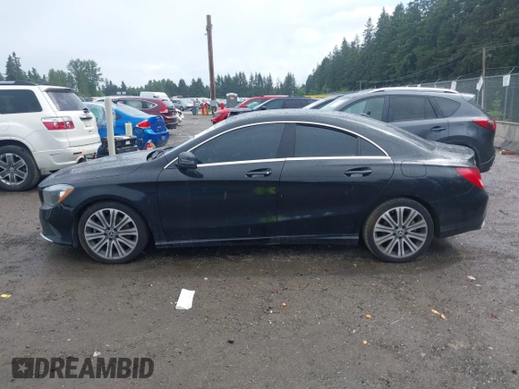 2018 Mercedes-Benz CLA 250 z VIN WDDSJ4EB0JN657205, wystawiony jako IAAI lot #42304072 z przebiegiem 64 498 mil mil oraz . Historia ofert i sprzedaży dostępna na DreamBid. Obrazek 14.