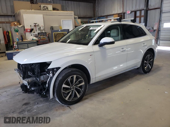 2022 Audi Q5 S line Prestige with VIN WA1FAAFY5N2032068, listed as a Copart auction lot 70009354 with 44,911 mi miles and Salvage Title. Bid and sale history available at carsss.com. Image 1.