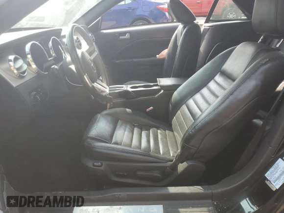 2007 Ford Mustang GT Deluxe with VIN 1ZVHT85H775207390, listed as a Copart auction lot 59553555 with 125,676 mi miles and Salvage title. Bid and sale history available at DreamBid. Image 7.