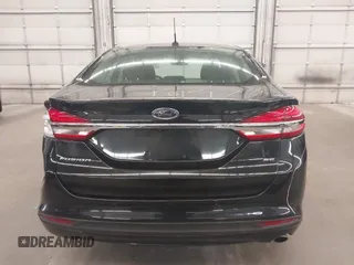 2018 Ford Fusion SE with VIN 3FA6P0H7XJR257603, listed as a IAAI auction lot 39742896 with 126,949 mi miles. Bid and sale history available at carsss.com. Image 17.