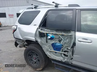 2021 Toyota 4Runner SR5 Premium with VIN JTENU5JR9M5930584, listed as a IAAI auction lot 42377592 with 58,340 mi miles and . Bid and sale history available at DreamBid. Image 16.