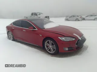 2014 Tesla Model S P85D with VIN 5YJSA1H28EFP66195, listed as a IAAI auction lot 41212392 with Not Provided miles and . Bid and sale history available at DreamBid. Image 1.