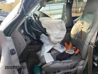 1996 Ford Explorer Eddie Bauer z VIN 1FMDU32X0TZB61316, wystawiony jako Copart lot #68040014 z przebiegiem 99 736 mil mil oraz Nie do naprawy • Non repairable. Historia ofert i sprzedaży dostępna na DreamBid. Obrazek 7.