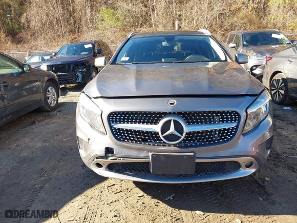 2015 Mercedes-Benz GLA-Class GLA 250 with VIN WDCTG4EB2FJ113360, listed as a IAAI auction lot 41214320 with NaN miles. Bid and sale history available at carsss.com. Image 12.