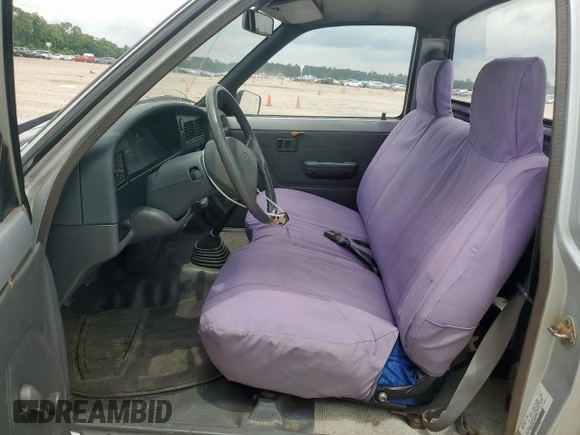 1992 Toyota Pickup z VIN 4TARN81A9NZ011107, wystawiony jako Copart lot #59125725 z przebiegiem 190 647 mil mil oraz Szkoda całkowita • Salvage title. Historia ofert i sprzedaży dostępna na DreamBid. Obrazek 7.