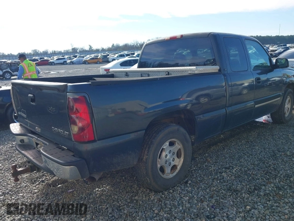 2004 Chevrolet Silverado 1500 Work Truck with VIN 2GCEC19T441204973, listed as a IAAI auction lot 41575021 with Not Provided miles. Bid and sale history available at carsss.com. Image 4.