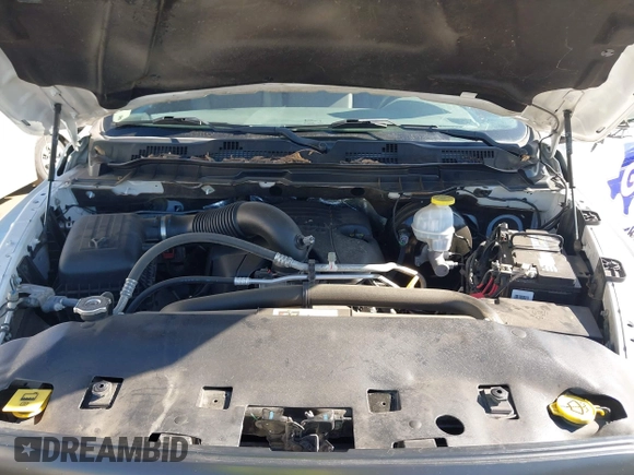 2019 Ram 1500 Classic Tradesman with VIN 3C6JR6DT1KG509991, listed as a IAAI auction lot 41659174 with 186,153 mi miles. Bid and sale history available at carsss.com. Image 10.