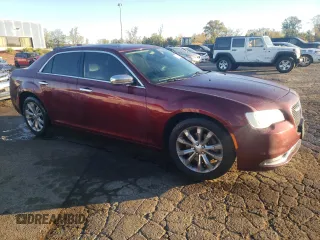 2019 Chrysler 300 Limited with VIN 2C3CCAKG4KH586631, listed as a Copart auction lot 74730544 with 103,762 mi miles and Non Repairable. Bid and sale history available at carsss.com. Image 4.