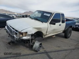 1989 Toyota Pickup DLX z VIN JT4VN13D1K5008139, wystawiony jako Copart lot #76332414 z przebiegiem 131 303 mil mil oraz Szkoda całkowita • Salvage title. Historia ofert i sprzedaży dostępna na DreamBid. Obrazek 1.