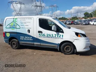 2015 Nissan NV200 SV with VIN 3N6CM0KN2FK696854, listed as a IAAI auction lot 40484019 with 198,411 mi miles. Bid and sale history available at carsss.com. Image 14.