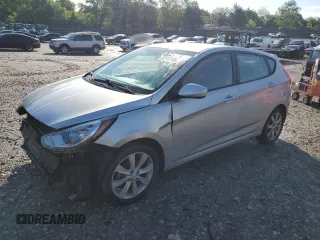 2012 Hyundai Accent SE z VIN KMHCU5AE7CU044630, wystawiony jako Copart lot #56517035 z przebiegiem 39 531 mil mil oraz Szkoda całkowita • Salvage title. Historia ofert i sprzedaży dostępna na DreamBid. Obrazek 1.