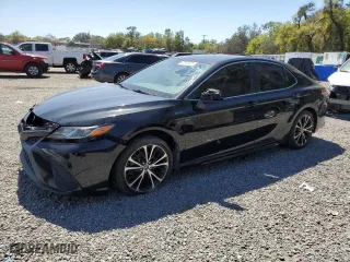 2019 Toyota Camry LE with VIN 4T1B11HK5KU257695, listed as a Copart auction lot 48740455 with 173,080 mi miles and Clean Title. Bid and sale history available at carsss.com. Image 1.