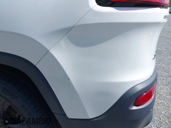 2017 Jeep Cherokee High Altitude with VIN 1C4PJMDS5HW567912, listed as a IAAI auction lot 42212145 with 136,130 mi miles and . Bid and sale history available at DreamBid. Image 19.