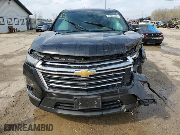 2022 Chevrolet Traverse LT z VIN 1GNERHKW8NJ113120, wystawiony jako Copart lot #52625205 z przebiegiem Nie podano mil oraz Szkoda całkowita • Salvage title. Historia ofert i sprzedaży dostępna na DreamBid. Obrazek 5.