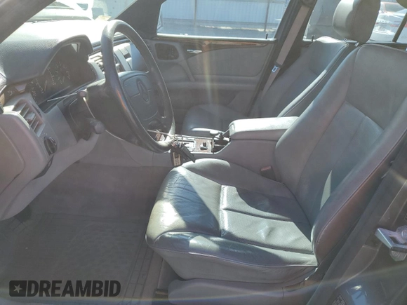 1998 Mercedes-Benz E-Class with VIN WDBJF65F1WA640092, listed as a Copart auction lot 88020155 with 239,622 mi miles and Clean Title. Bid and sale history available at carsss.com. Image 7.